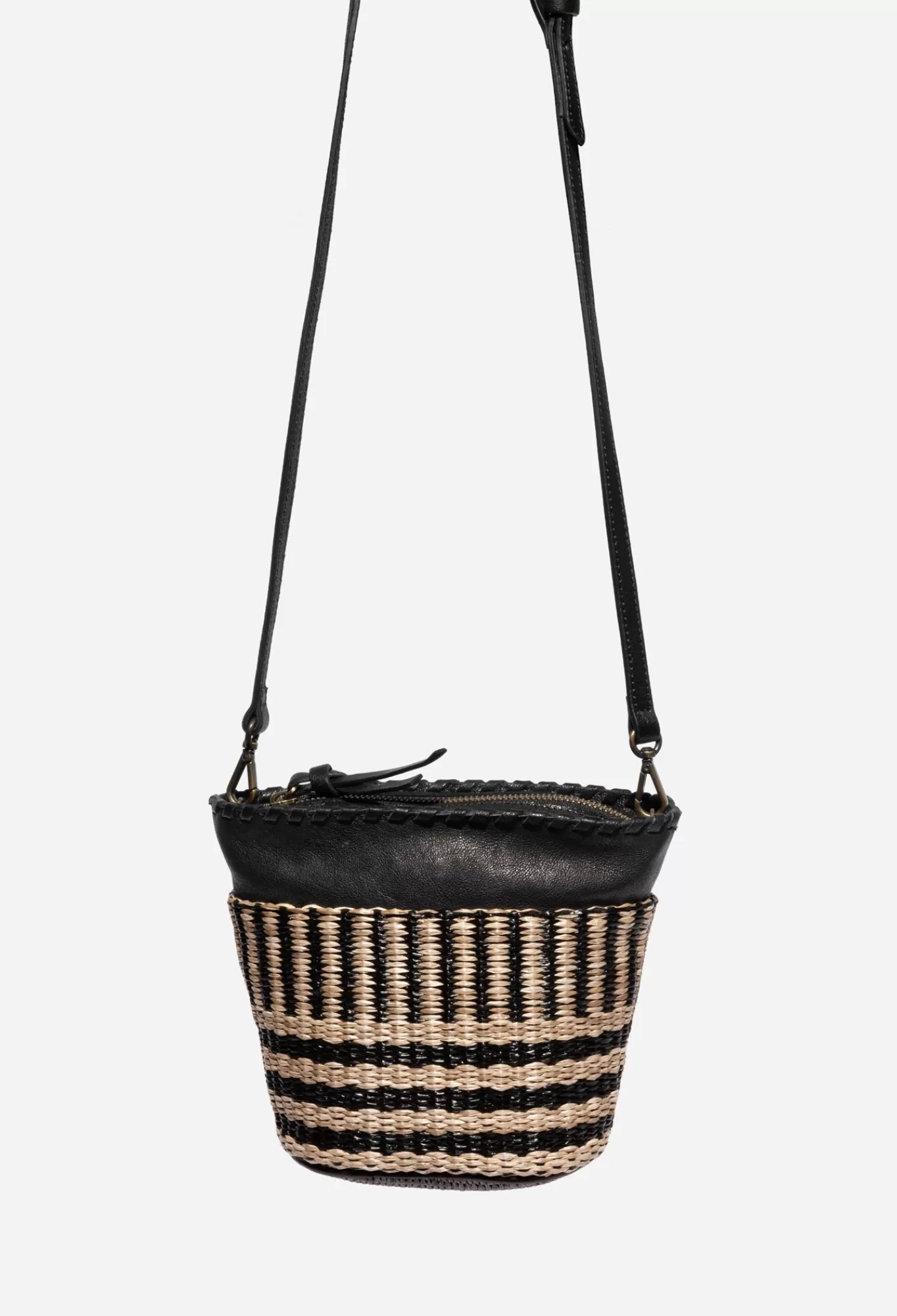 Store Banda Crochet Bucket Bag Women Handbags