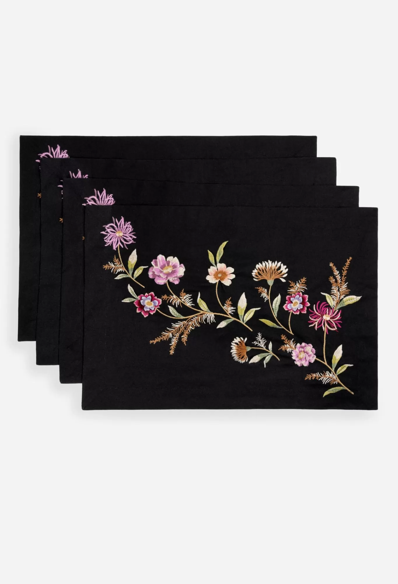 Store Meriah Set Of 4 Placemats Women Home Accessories